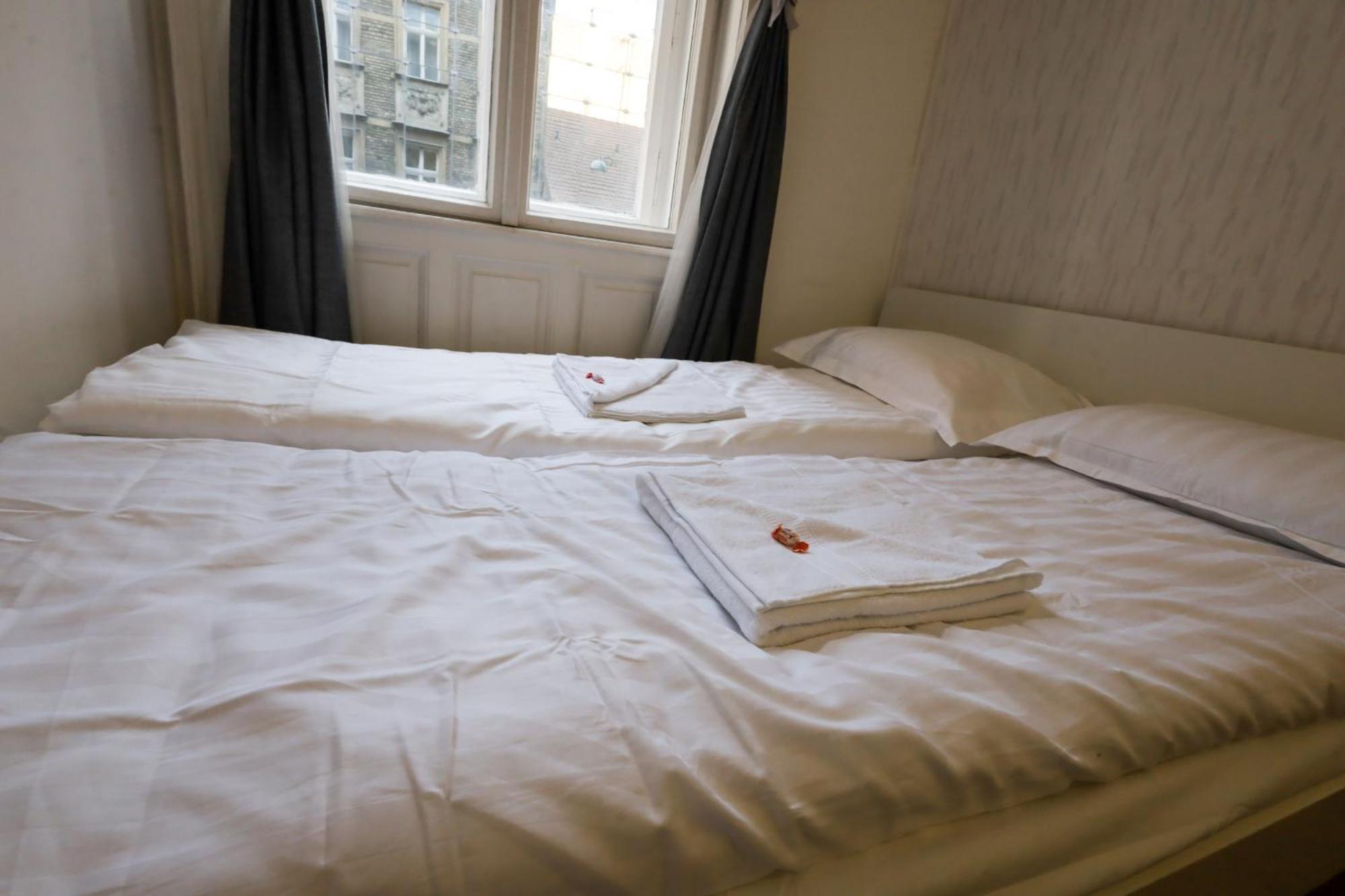 Pest-port 4 For 16 Person Appartement
