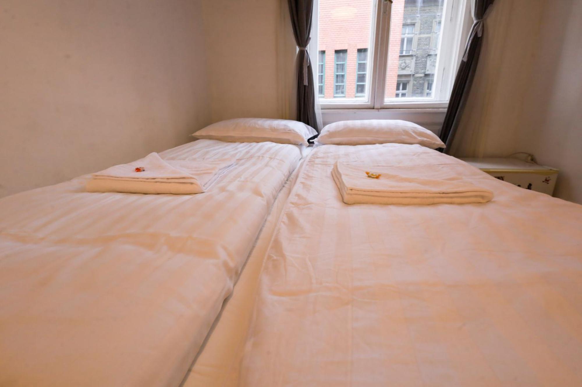 Appartement Pest-port 4 For 16 Person